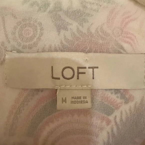 Loft Pink Paisley Top w/Tiered Sleeves - Picture 6 of 7